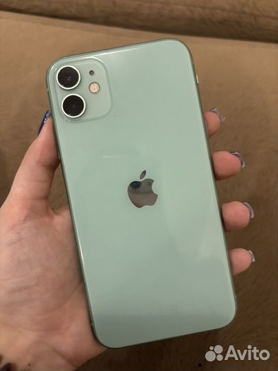 iPhone 11, 64 ГБ