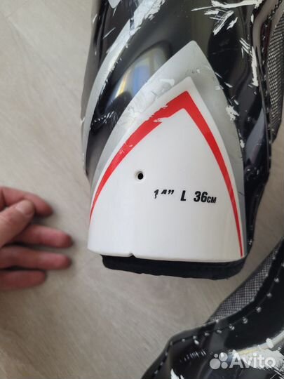 Щитки хоккейные 14