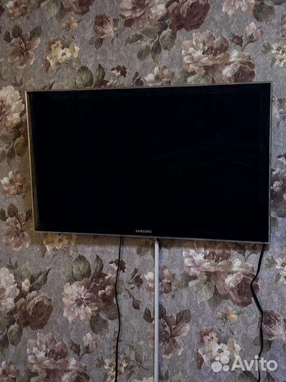 Монитор Samsung 32 series6