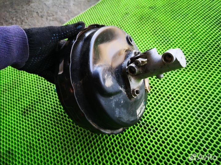 Вакуумный усилитель на Ford Kuga 2008-2012