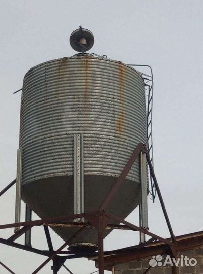 Бункер для опилок