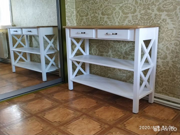 Стол- консоль
