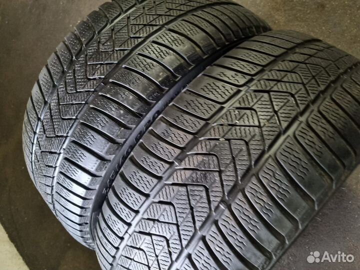 Pirelli Winter Sottozero 3 245/40 R20