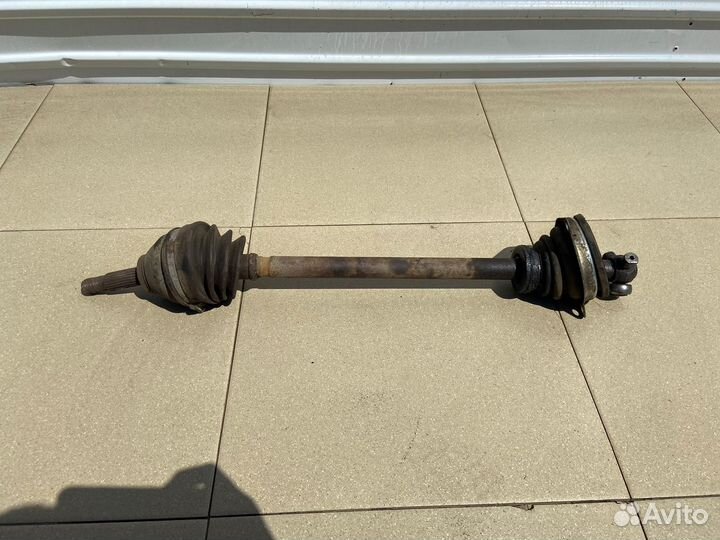 Привод передний левый Renault Logan