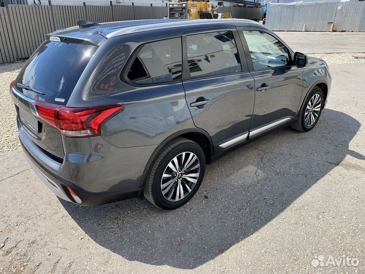 Mitsubishi Outlander 2.0 CVT, 2020, 58 000 км