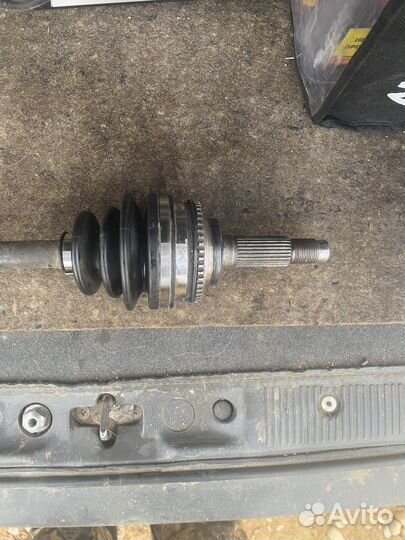 Привод левый toyota caldina