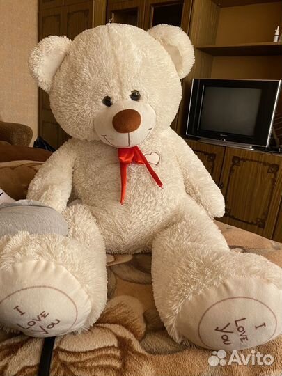 Плюшевый медведь