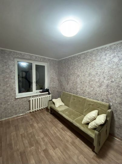 Доля в 2-к. квартире, 44,2 м², 1/2 эт.