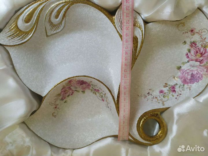 Тарелка, ваза на стол