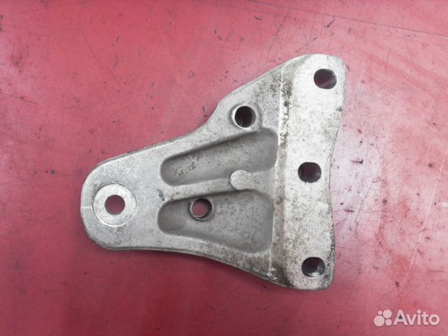 Кронштейн опоры двигателя 108600199185t Polo 6R1