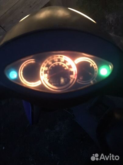Скутер racer meteor