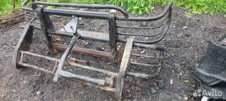 Кенгурятник нива