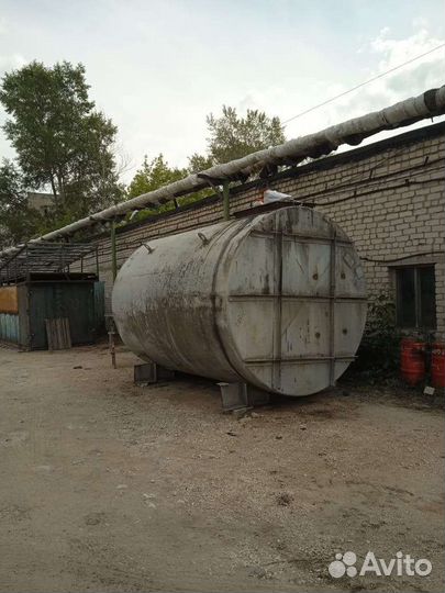 Ёмкость метал. Б. У