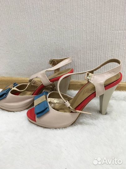 Босоножки женские 36 размер