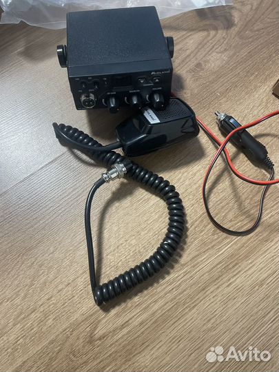 Автомобильная рация с антенной