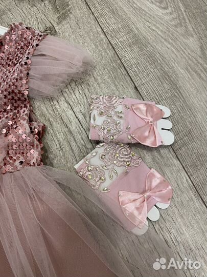 Платье праздничное 116