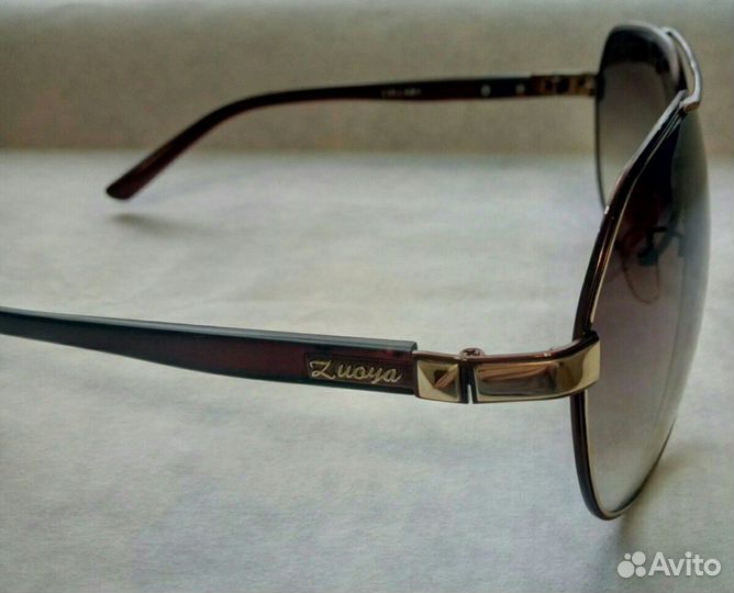 Солнезащитные очки женские