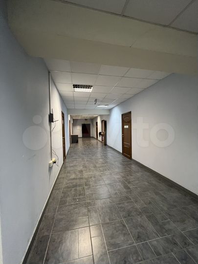 Офис, 300 м²