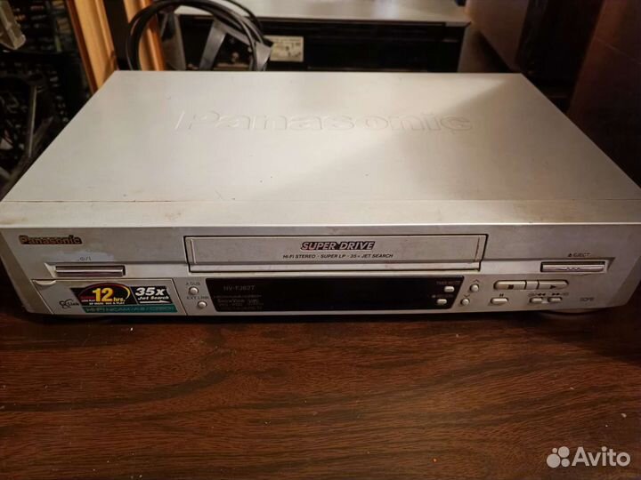 Видеомагнитофон VHS