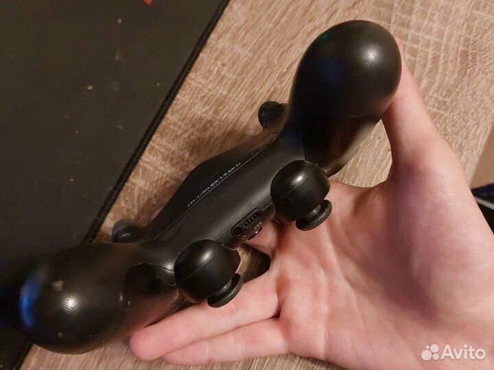 Джойстик от Sony PS4