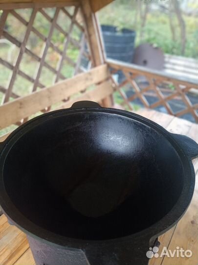 Казан чугунный 6 л с печкой