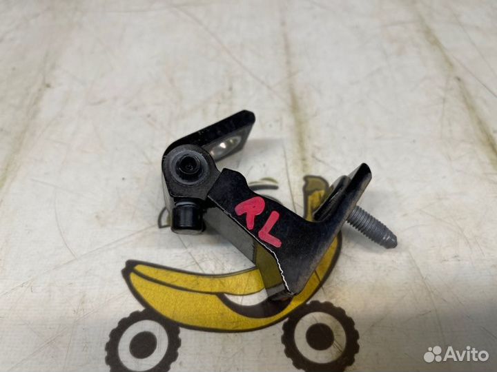 Петля двери задняя левая Audi A4 B9 (8W) cvna 1.4