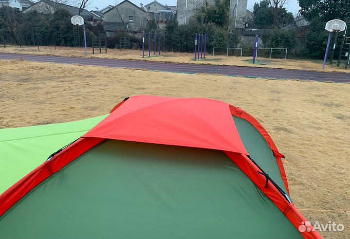 Палатка походная 6 местная 2 комнатная