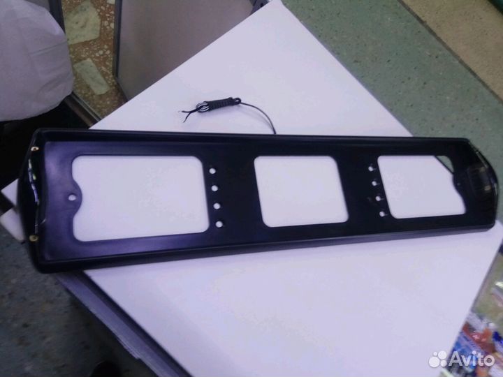 Номерная рамка с боковой подсветкой