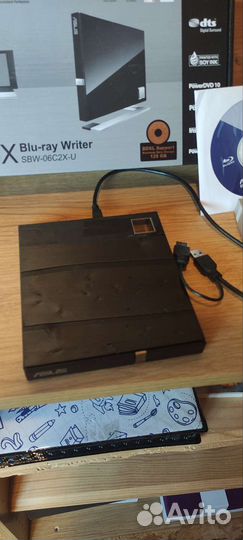 Blu ray привод Asus