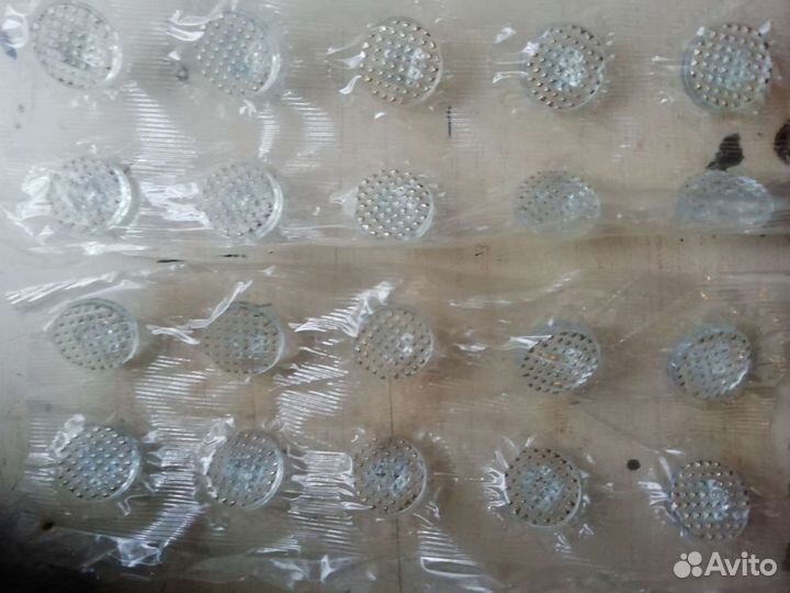 Пуговицы стеклянные с позолотой СССР