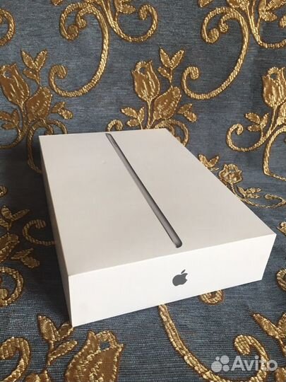 Коробка от iPad