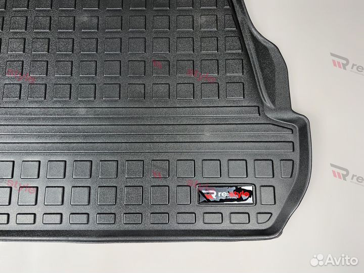 Коврик багажника Restyle Toyota Land Cruiser 200