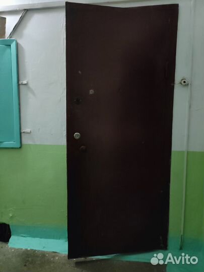 Дверь входная металлическая