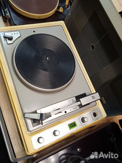Виниловые проигрыватели винтаж