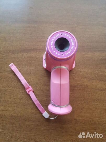 Цифровая видеокамера