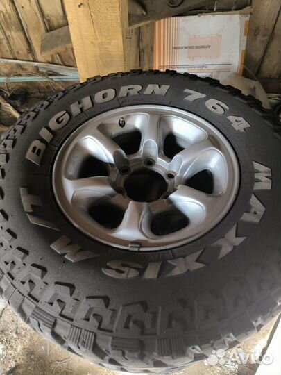 Maxxis bighorn MT 764 31,10.5,15