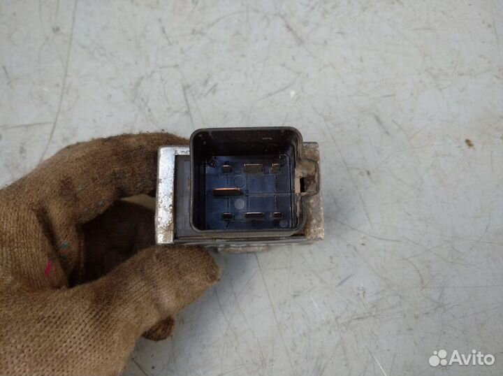 Реле свечей накала Рено Логан