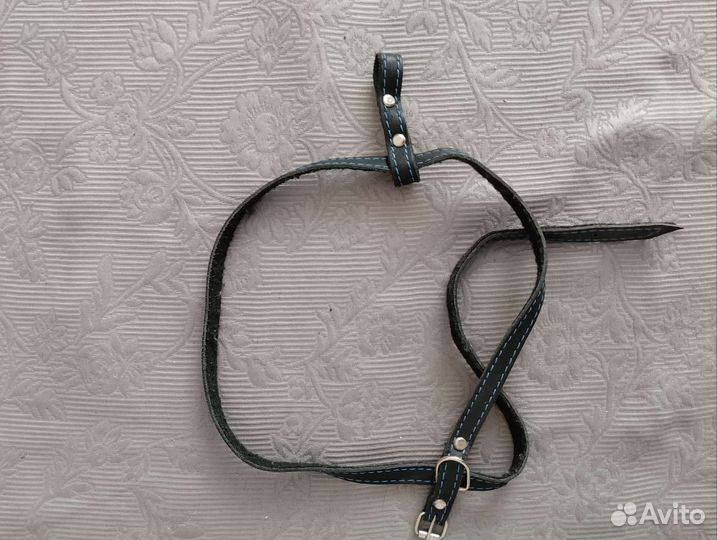 Шлейка с поводком для собаки