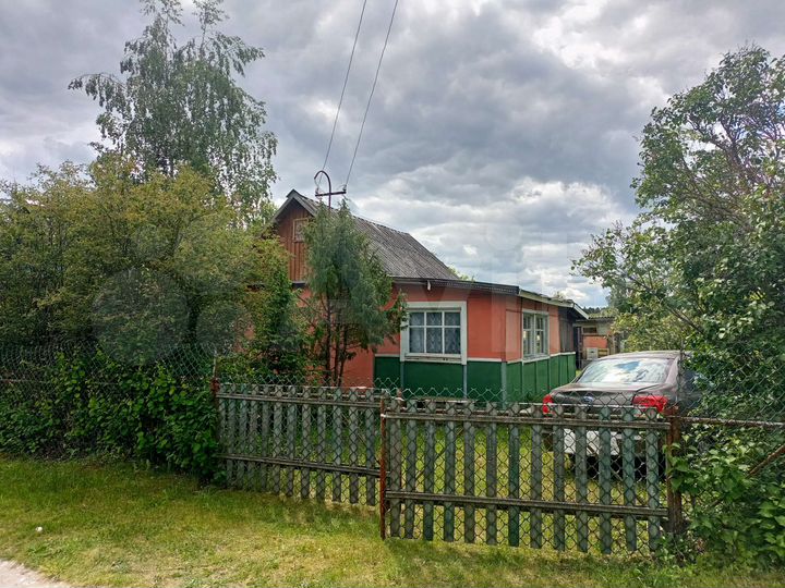 Дача 35 м² на участке 10 сот.