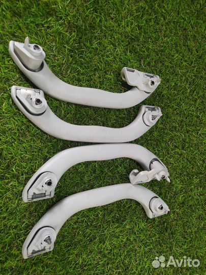 Ручки потолочные Volkswagen Passat седан AMX 2003