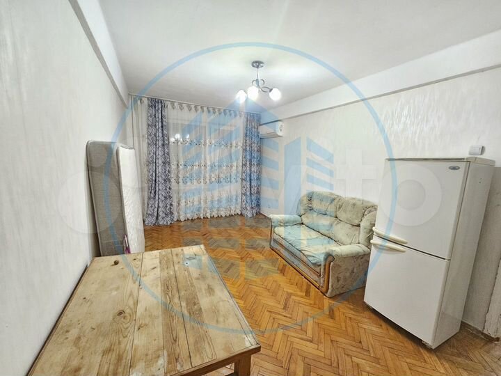 2-к. квартира, 42,7 м², 2/5 эт.