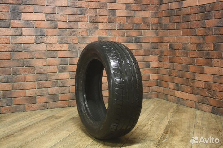 Tigar High Performance 215/60 R16