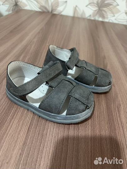 Сандали детские