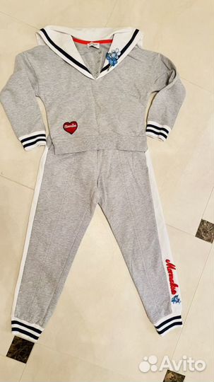 Спортивный костюм