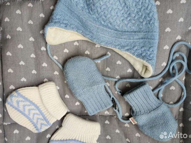 Шапочка и варежки на флисе Reima, пинетки