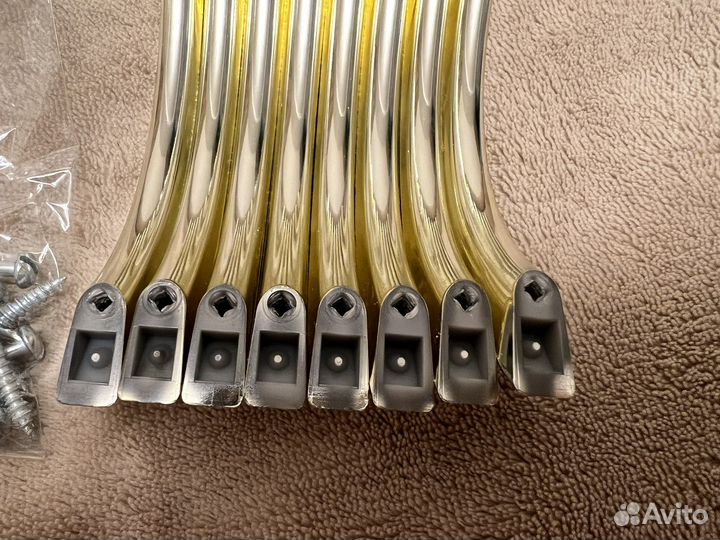 Мебельные ручки новые