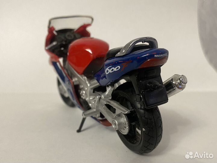 Модель игрушка Мотоцикл гоночный Honda