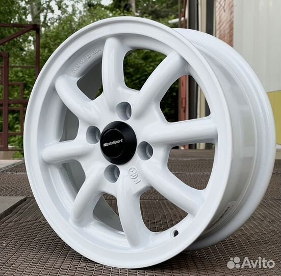 Белые Диски Watanabe 2629-CS202 R14 J5,5 ET40 4x10