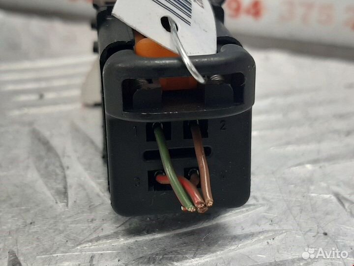 Кнопка для Volkswagen Golf 5