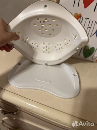 Лампа для маникюра